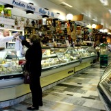 La Halle de Rive has numerous dairy merchants offering an excellent selection of cheeses, milk, and yogurt.